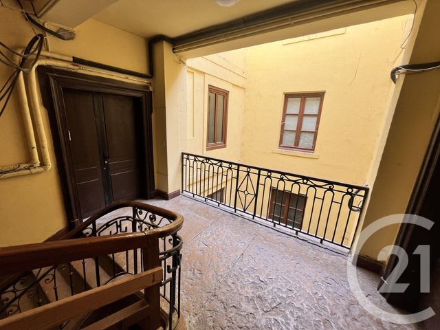 Appartement F4 à vendre - 4 pièces - 96,82 m2 - Tarare - 69 - RHONE-ALPES