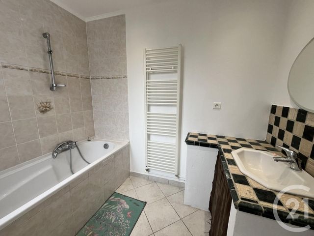 Appartement F4 à vendre - 4 pièces - 95,84 m2 - Tarare - 69 - RHONE-ALPES