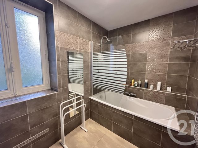 Maison à vendre - 6 pièces - 172 m2 - Tarare - 69 - RHONE-ALPES