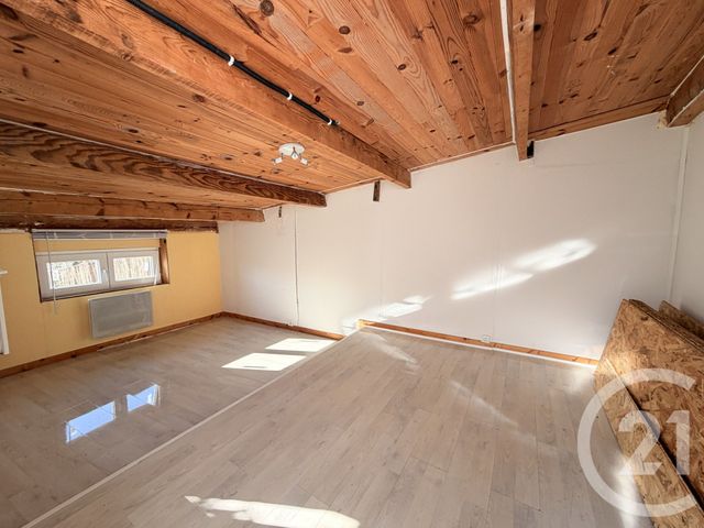 Maison &agrave; louer - 3 pi&egrave;ces - 68,22 m2 - St Loup - 69 - RHONE-ALPES