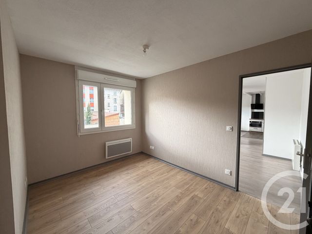 Appartement F2 &agrave; louer - 2 pi&egrave;ces - 50,97 m2 - Tarare - 69 - RHONE-ALPES