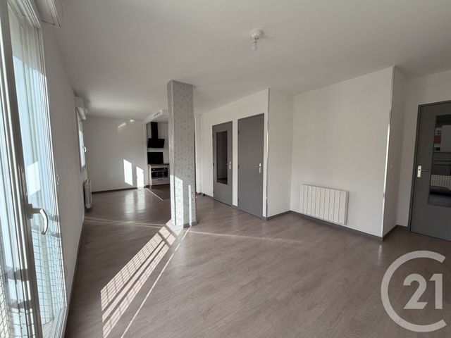 Appartement F2 &agrave; louer - 2 pi&egrave;ces - 50,97 m2 - Tarare - 69 - RHONE-ALPES