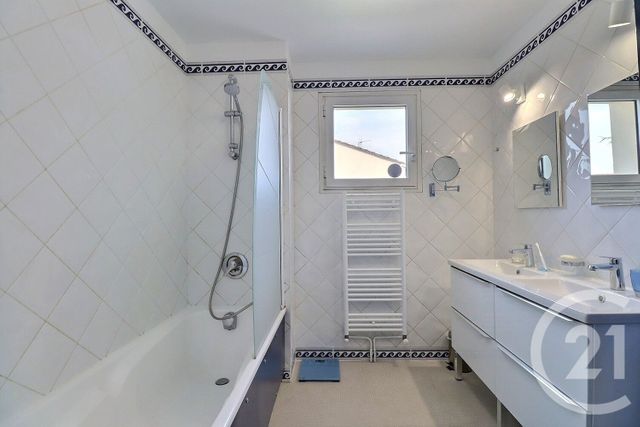 Maison &agrave; vendre - 7 pi&egrave;ces - 226,23 m2 - Bordeaux - 33 - AQUITAINE