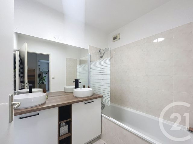 Appartement T3 à vendre - 3 pièces - 62 m2 - Montauban - 82 - MIDI-PYRENEES