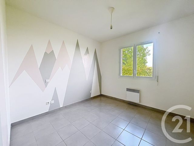 Maison &agrave; louer - 4 pi&egrave;ces - 104 m2 - La Ville Dieu Du Temple - 82 - MIDI-PYRENEES