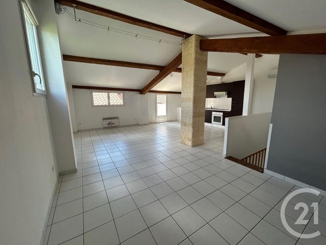 Appartement T4 &agrave; louer - 4 pi&egrave;ces - 100 m2 - St Quirc - 09 - MIDI-PYRENEES