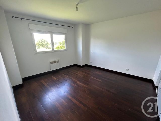 Appartement T4 &agrave; louer - 4 pi&egrave;ces - 100 m2 - St Quirc - 09 - MIDI-PYRENEES