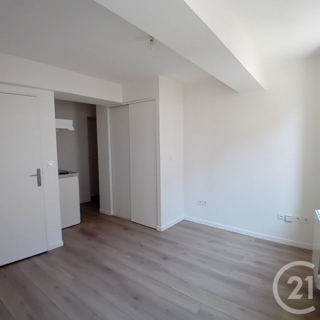 Appartement F1 &agrave; louer - 1 pi&egrave;ce - 17 m2 - Auterive - 31 - MIDI-PYRENEES