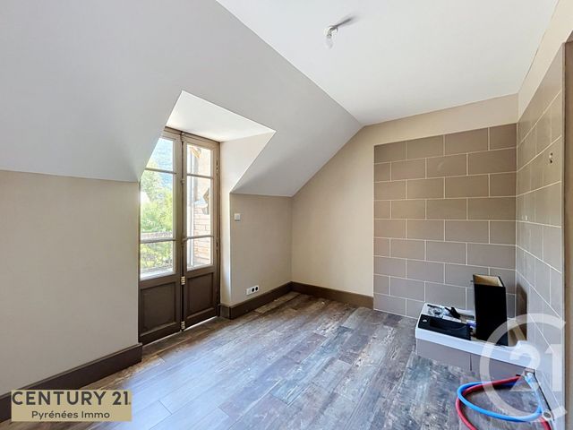 Maison &agrave; vendre - 5 pi&egrave;ces - 124,92 m2 - Bagneres De Luchon - 31 - MIDI-PYRENEES