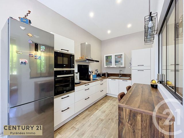 Maison &agrave; vendre - 8 pi&egrave;ces - 200 m2 - Bagneres De Luchon - 31 - MIDI-PYRENEES