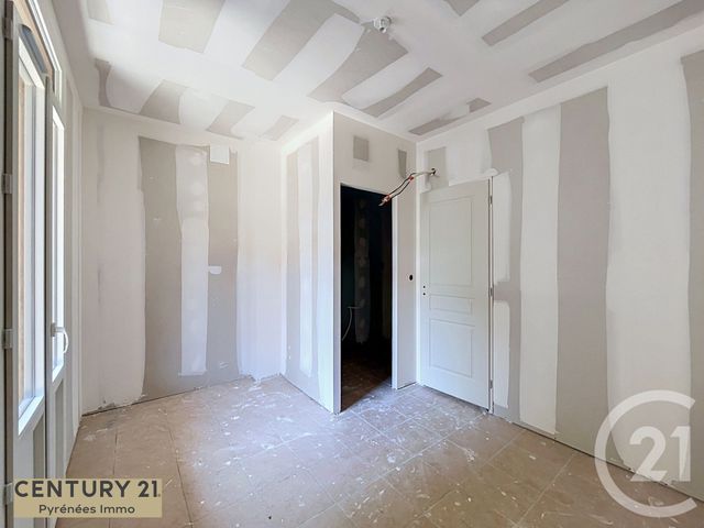 Appartement T3 &agrave; vendre - 3 pi&egrave;ces - 56,60 m2 - Bagneres De Luchon - 31 - MIDI-PYRENEES