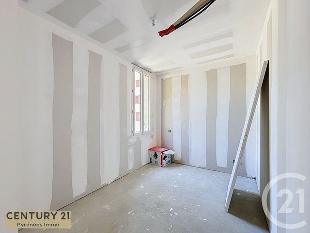 Appartement T2 &agrave; vendre - 2 pi&egrave;ces - 46,50 m2 - Bagneres De Luchon - 31 - MIDI-PYRENEES
