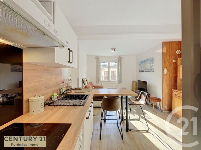 Appartement F3 &agrave; vendre - 3 pi&egrave;ces - 45 m2 - Bagneres De Luchon - 31 - MIDI-PYRENEES
