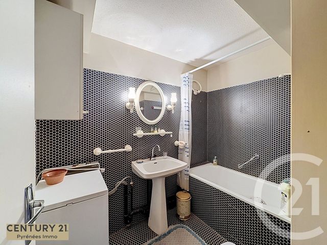 Appartement T3 &agrave; vendre - 3 pi&egrave;ces - 56 m2 - Bagneres De Luchon - 31 - MIDI-PYRENEES