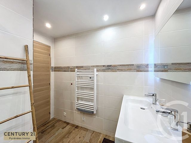 Appartement T3 à vendre - 4 pièces - 48,87 m2 - Bagneres De Luchon - 31 - MIDI-PYRENEES