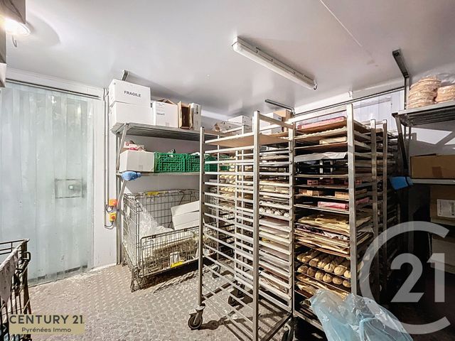 Divers &agrave; vendre - 110,73 m2 - Bagneres De Luchon - 31 - MIDI-PYRENEES