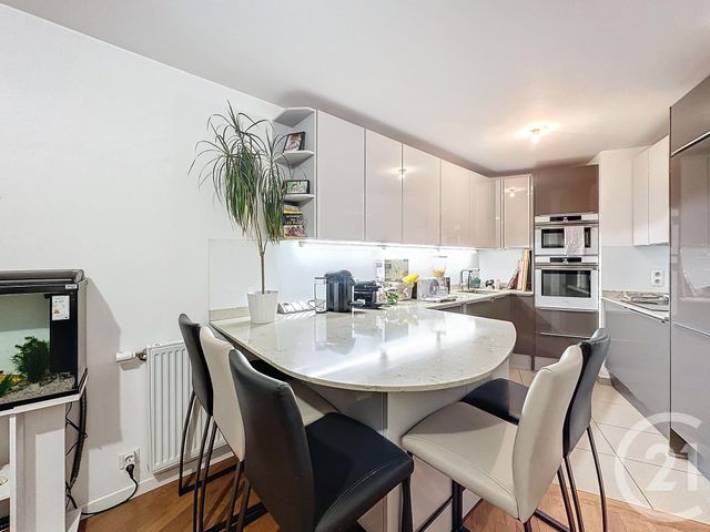 Appartement F3 à vendre - 3 pièces - 65,07 m2 - Viroflay - 78 - ILE-DE-FRANCE