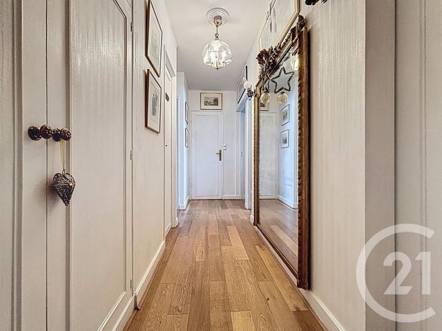 Appartement F5 à vendre - 5 pièces - 97,38 m2 - Viroflay - 78 - ILE-DE-FRANCE