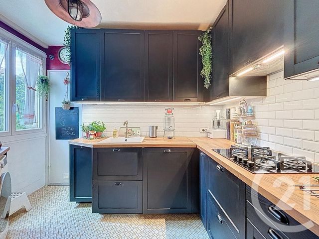 Appartement F5 à vendre - 5 pièces - 97,38 m2 - Viroflay - 78 - ILE-DE-FRANCE