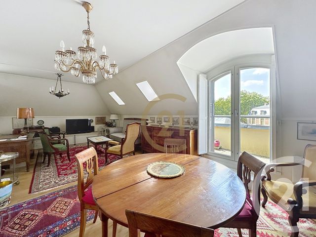 Appartement T3 à vendre - 3 pièces - 64,76 m2 - Versailles - 78 - ILE-DE-FRANCE