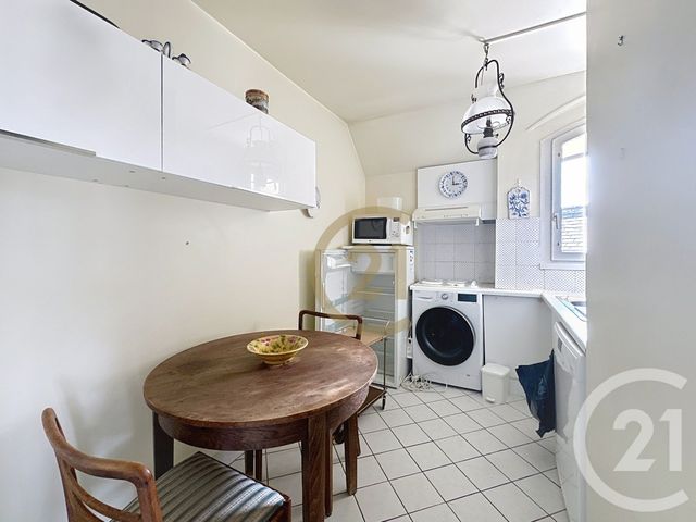 Appartement T3 à vendre - 3 pièces - 64,76 m2 - Versailles - 78 - ILE-DE-FRANCE