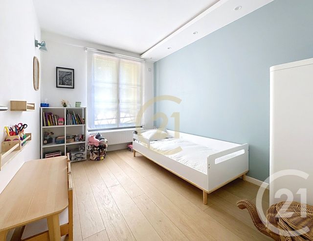 Appartement F5 &agrave; vendre - 5 pi&egrave;ces - 87,82 m2 - Versailles - 78 - ILE-DE-FRANCE