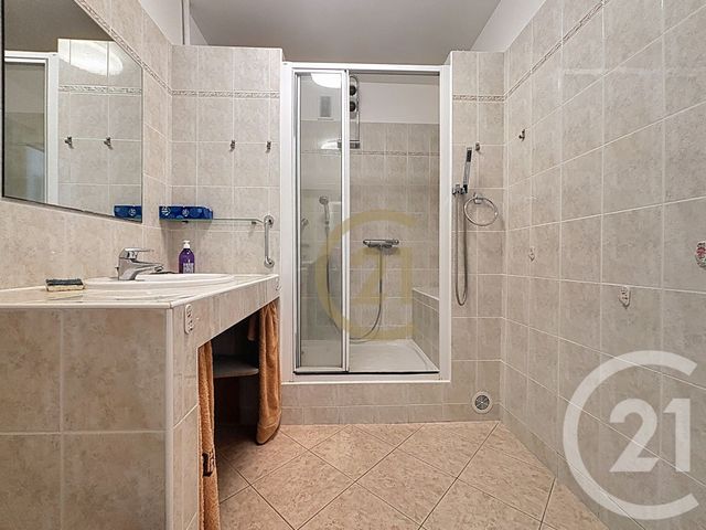 Appartement F5 &agrave; vendre - 5 pi&egrave;ces - 118,48 m2 - Versailles - 78 - ILE-DE-FRANCE