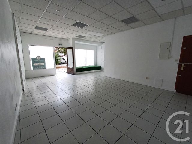 Appartement Local &agrave; louer - 1 pi&egrave;ce - 40 m2 - Bourg St Maurice - 73 - RHONE-ALPES