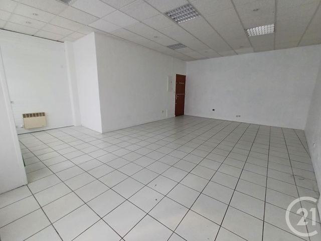 Appartement Local &agrave; louer - 1 pi&egrave;ce - 40 m2 - Bourg St Maurice - 73 - RHONE-ALPES