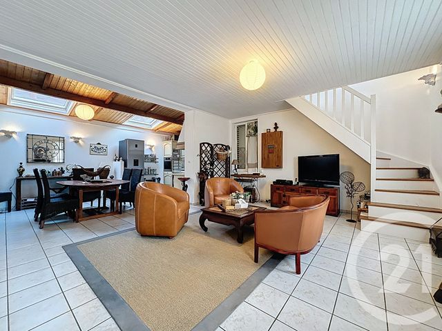 Maison &agrave; vendre - 2 pi&egrave;ces - 86,92 m2 - Hombleux - 80 - PICARDIE