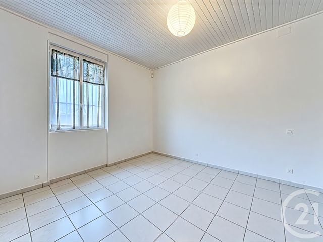 Maison &agrave; vendre - 2 pi&egrave;ces - 86,92 m2 - Hombleux - 80 - PICARDIE