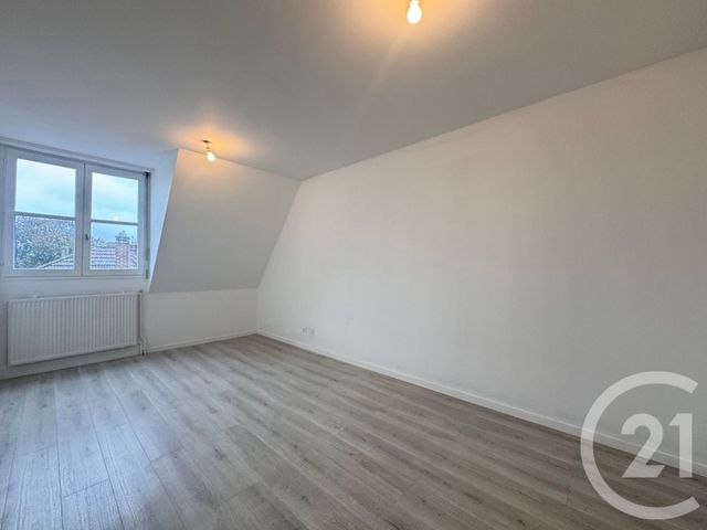 Appartement F2 à louer - 2 pièces - 37,55 m2 - Noyon - 60 - PICARDIE