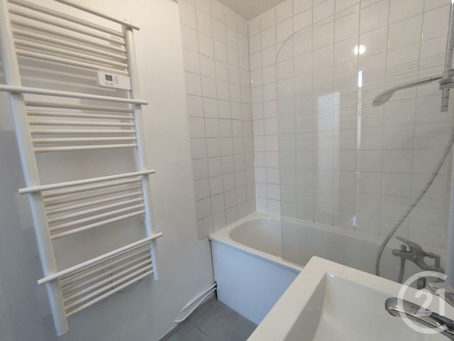 Appartement F3 &agrave; louer - 3 pi&egrave;ces - 46,31 m2 - Noyon - 60 - PICARDIE