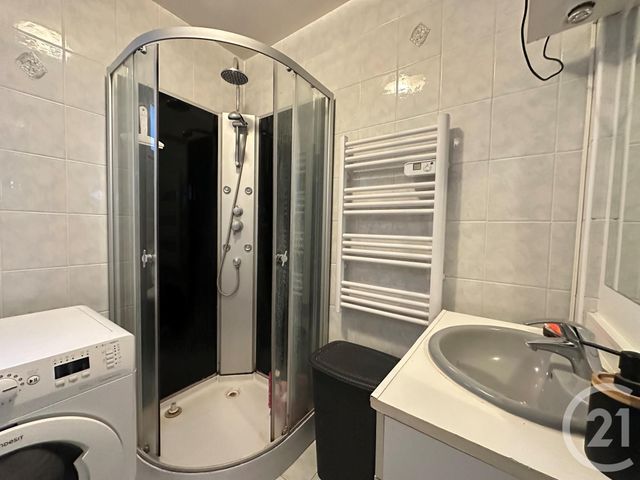 Maison &agrave; louer - 4 pi&egrave;ces - 74,02 m2 - Noyon - 60 - PICARDIE