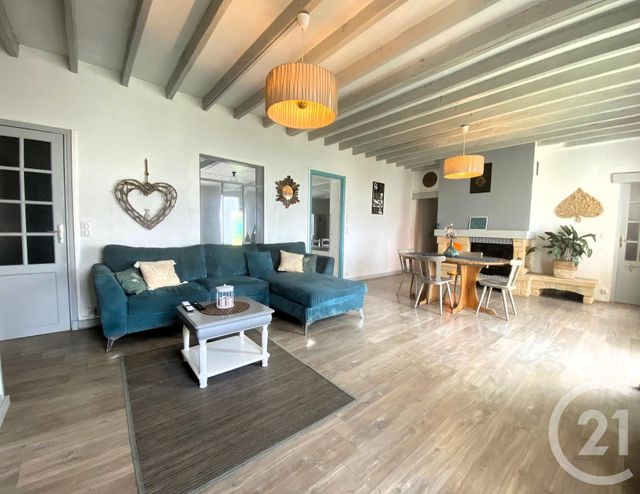 Maison &agrave; louer - 5 pi&egrave;ces - 108,30 m2 - Guiscard - 60 - PICARDIE