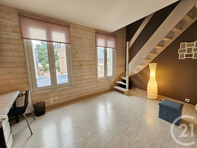 Appartement F3 &agrave; louer - 3 pi&egrave;ces - 53 m2 - Noyon - 60 - PICARDIE