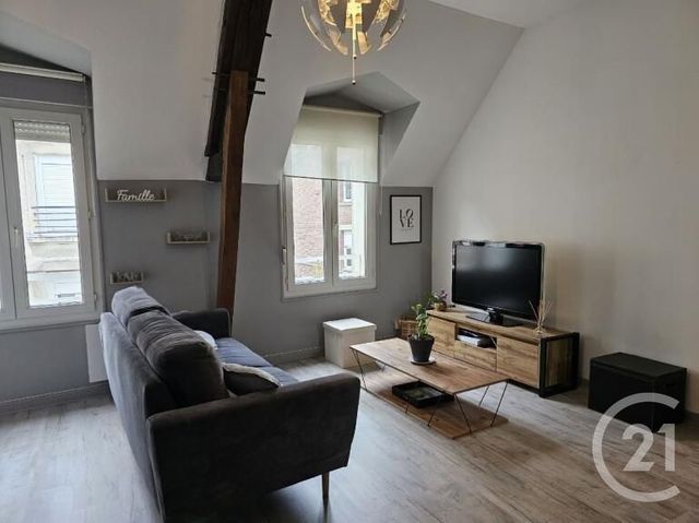 Appartement F3 &agrave; louer - 3 pi&egrave;ces - 53 m2 - Noyon - 60 - PICARDIE