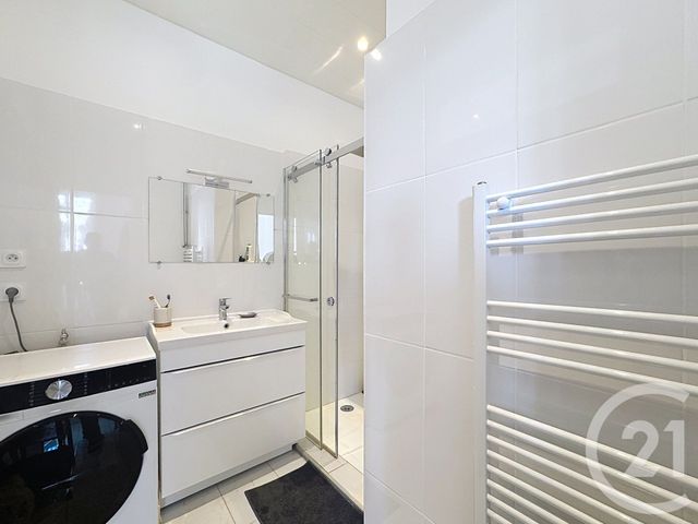 Appartement F3 &agrave; louer - 3 pi&egrave;ces - 69 m2 - Noyon - 60 - PICARDIE