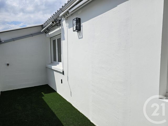 Maison &agrave; louer - 4 pi&egrave;ces - 64,44 m2 - Pont L Eveque - 60 - PICARDIE