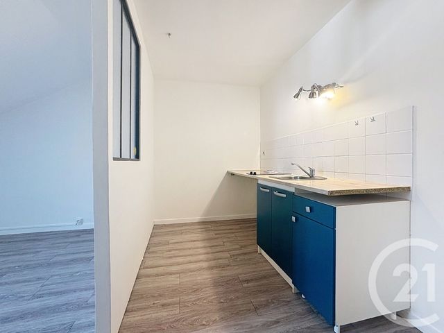 Appartement T2 &agrave; louer - 2 pi&egrave;ces - 42,55 m2 - Noyon - 60 - PICARDIE