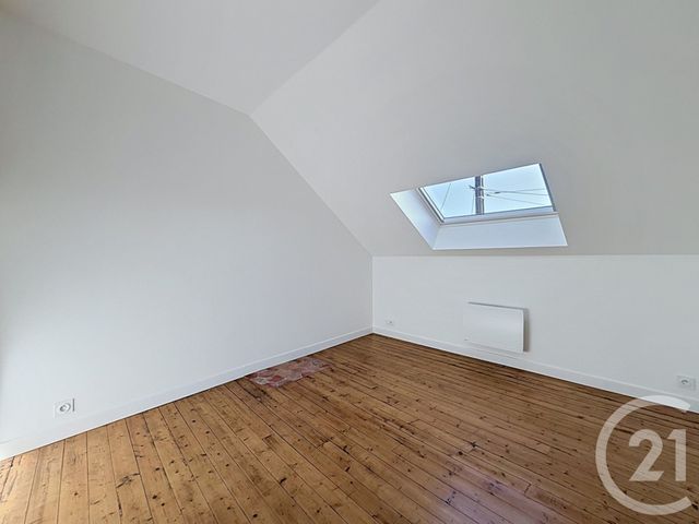 Maison &agrave; louer - 5 pi&egrave;ces - 82,40 m2 - Noyon - 60 - PICARDIE