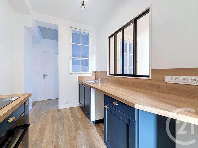 Maison &agrave; louer - 5 pi&egrave;ces - 82,40 m2 - Noyon - 60 - PICARDIE