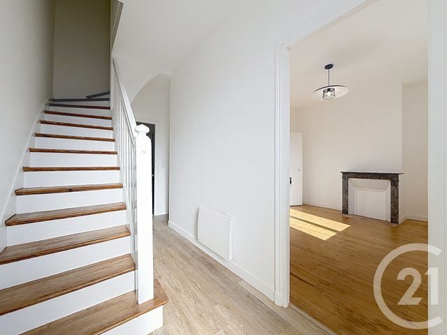 Maison &agrave; louer - 5 pi&egrave;ces - 82,40 m2 - Noyon - 60 - PICARDIE