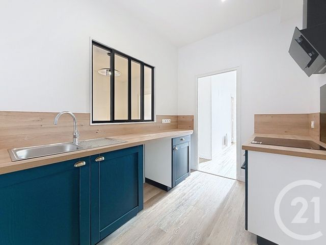 Maison &agrave; louer - 5 pi&egrave;ces - 82,40 m2 - Noyon - 60 - PICARDIE