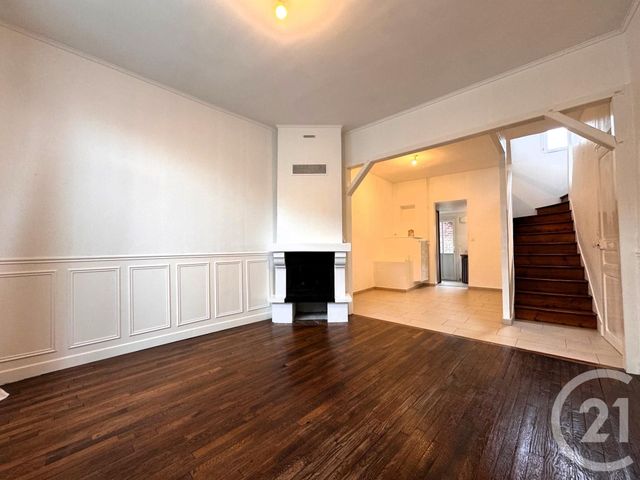 Maison &agrave; louer - 4 pi&egrave;ces - 96,37 m2 - Noyon - 60 - PICARDIE