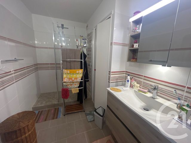 Appartement F4 à vendre - 5 pièces - 94,45 m2 - Agen - 47 - AQUITAINE