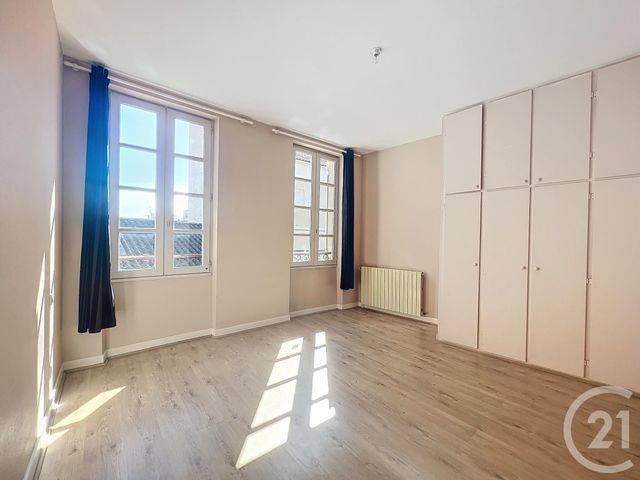 Maison &agrave; louer - 5 pi&egrave;ces - 109,40 m2 - Agen - 47 - AQUITAINE