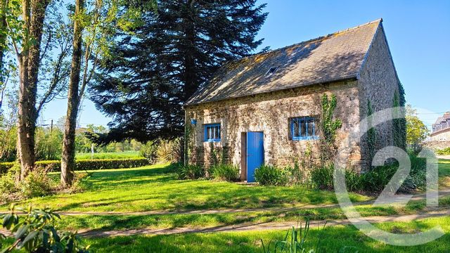 Maison à vendre - 6 pièces - 151 m2 - Plouagat - 22 - BRETAGNE