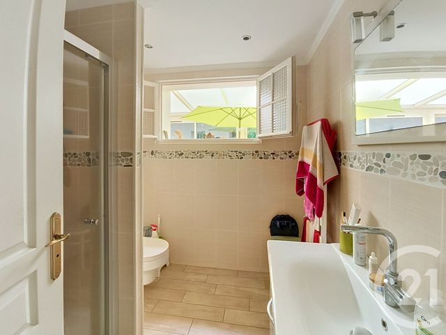 Maison &agrave; vendre - 6 pi&egrave;ces - 131 m2 - Chatelaudren - 22 - BRETAGNE