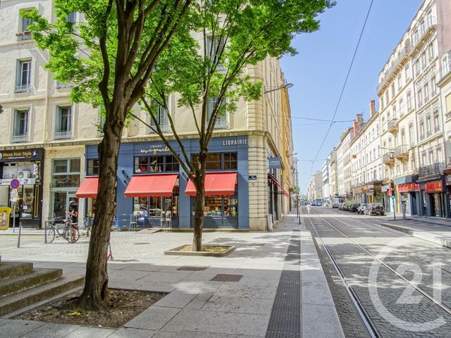 Appartement F4 &agrave; vendre - 3 pi&egrave;ces - 66,52 m2 - Lyon - 69007 - RHONE-ALPES